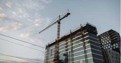 Bygning kran entreprise solnedgang.jpg
